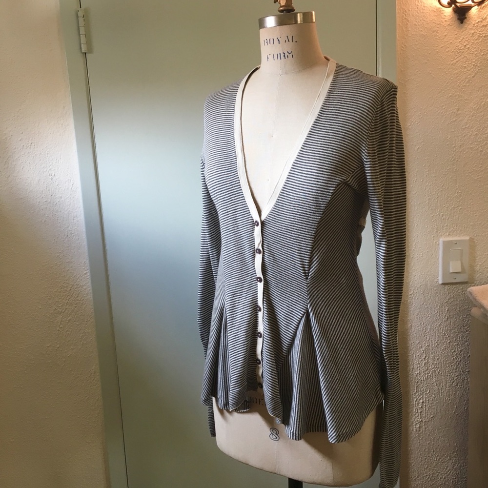 Anthropologie peplum knit sweater by Sparrow EUC